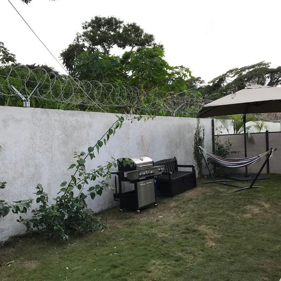 Вилла Newly Built , Sweet Oasis Mammee Bay