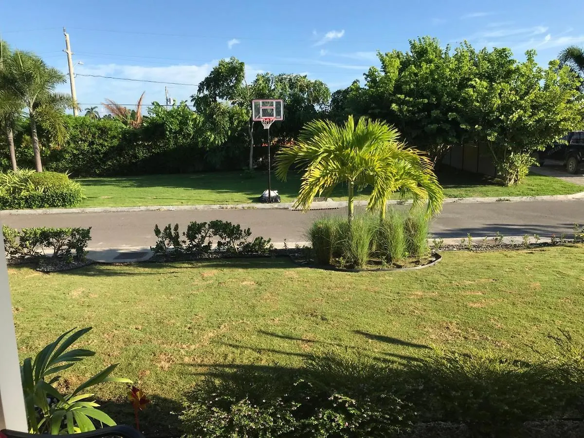 Вилла Newly Built , Sweet Oasis Mammee Bay